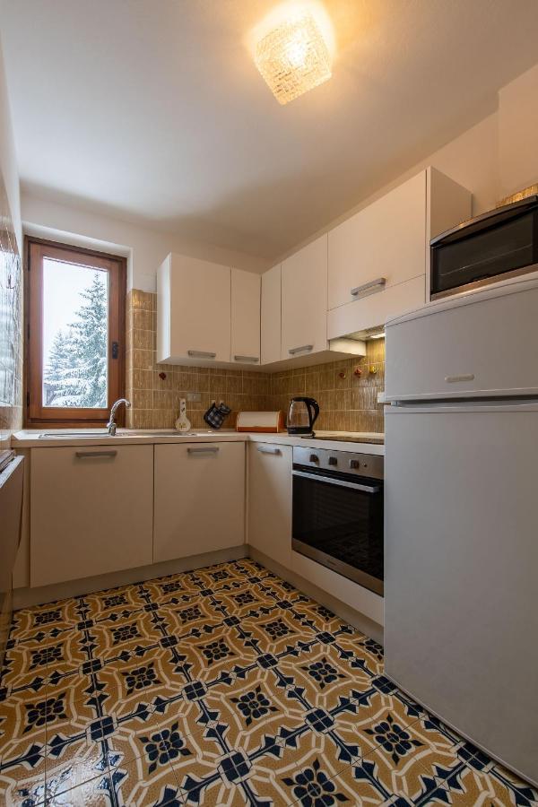 Apartment Madonna Di Campiglio Nd Exterior photo